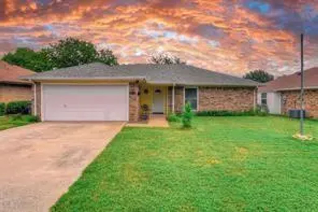 3804 Memphis Lane, Fort Worth