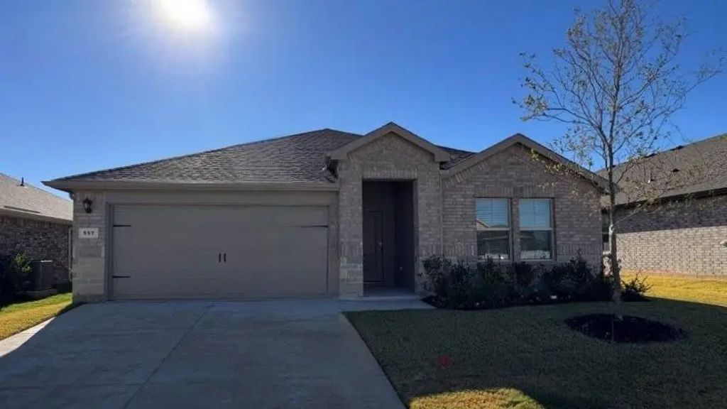 557 Arroyo Drive, Cleburne