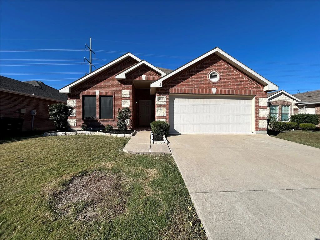 12817 Pricklybranch Drive, Fort Worth