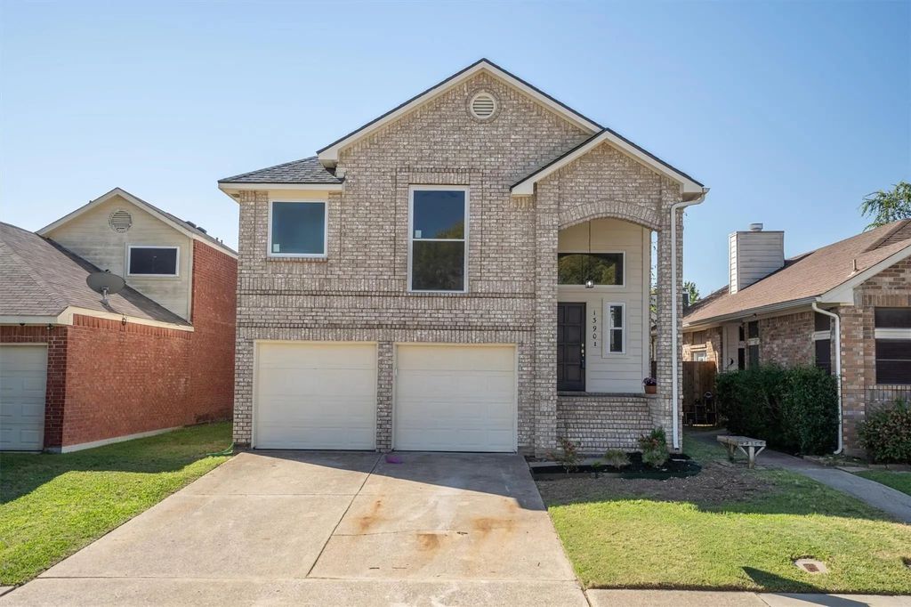 1390 Mimosa Lane, Lewisville