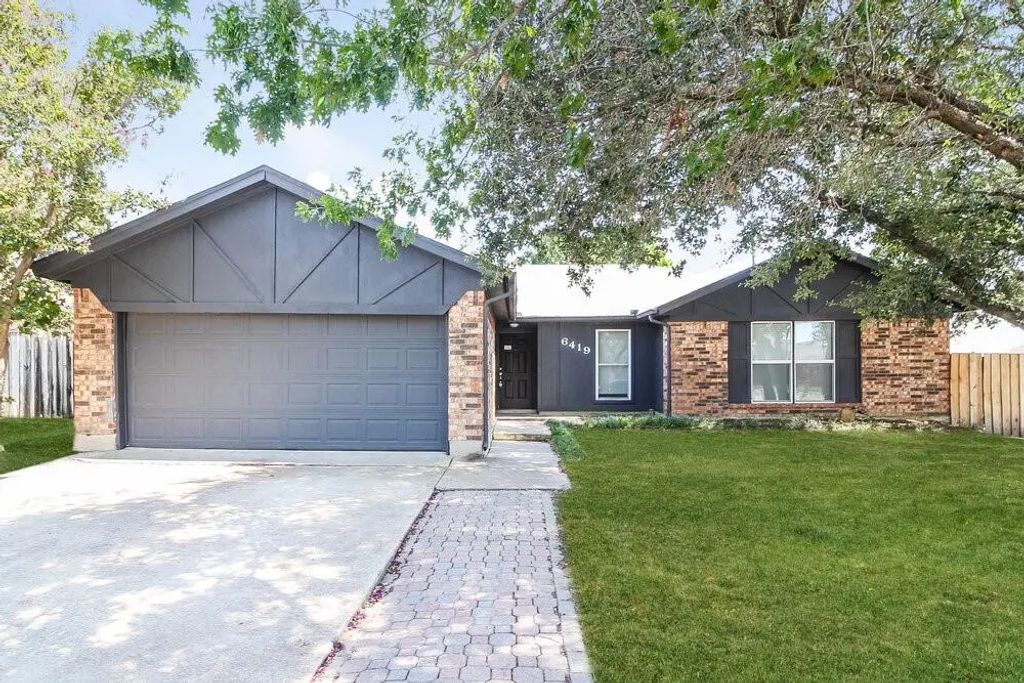 6419 Twin Spruce Court, Arlington