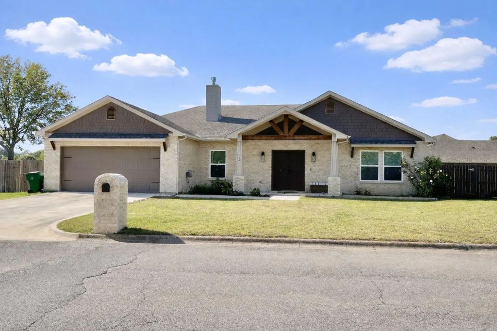 702 Pillar Street, Bowie