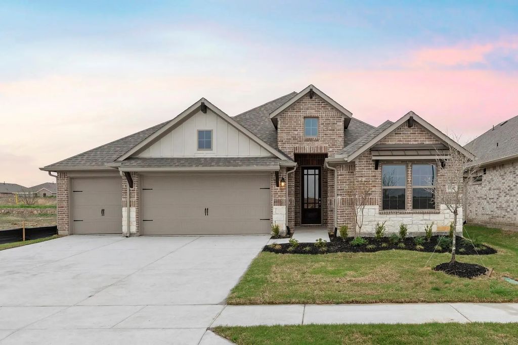 3819 Brewster Lane, Royse City