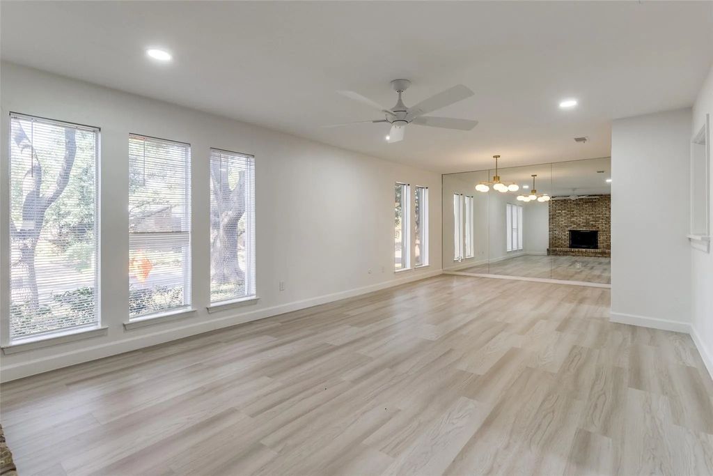 10692 Pagewood Drive, Dallas