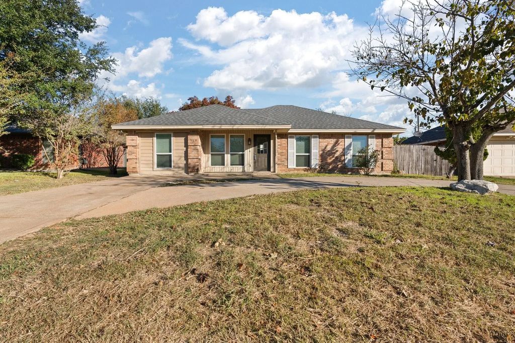 119 Liesa Street, Alvarado
