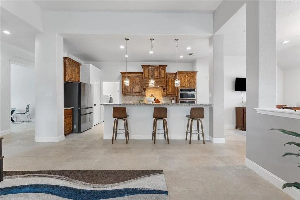 2468 Playa Del Mar Drive, Little Elm
