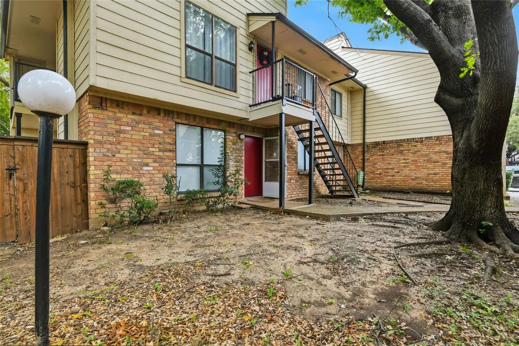6646 E Lovers 1201, Dallas