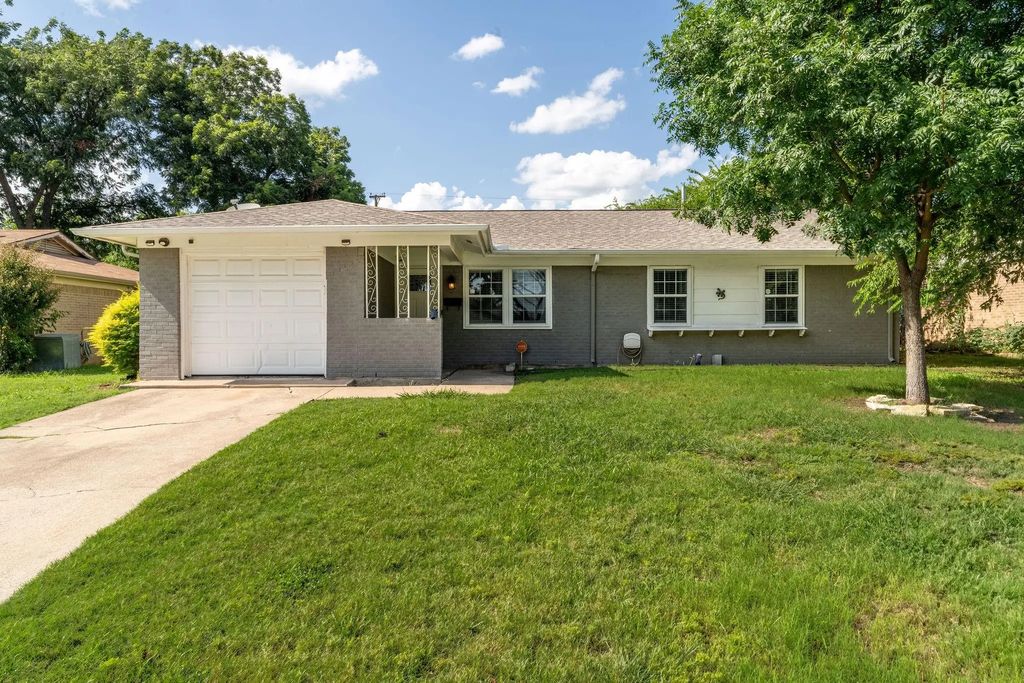8820 Guadalupe Road, Fort Worth
