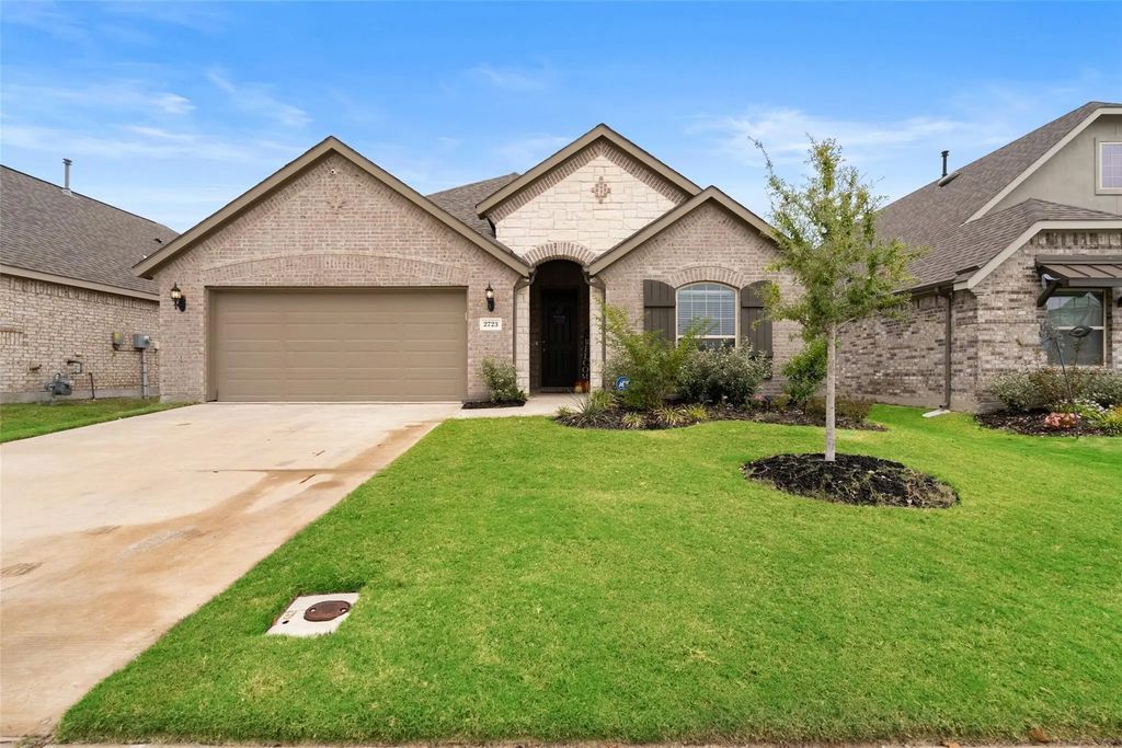 2723 Willow Lane, Melissa