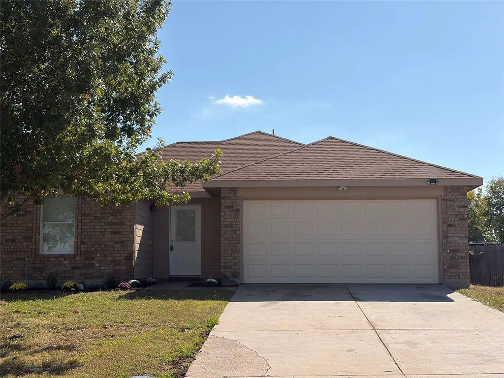 1826 Trailview Drive, Terrell
