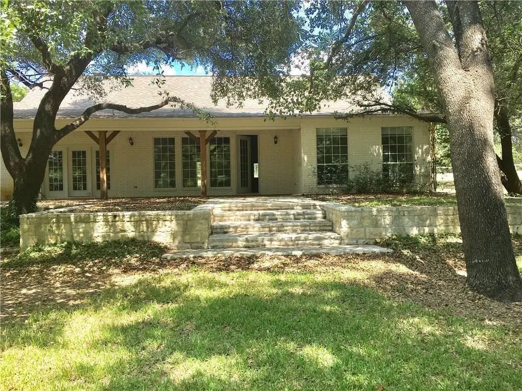3300 Bob White Drive, Granbury