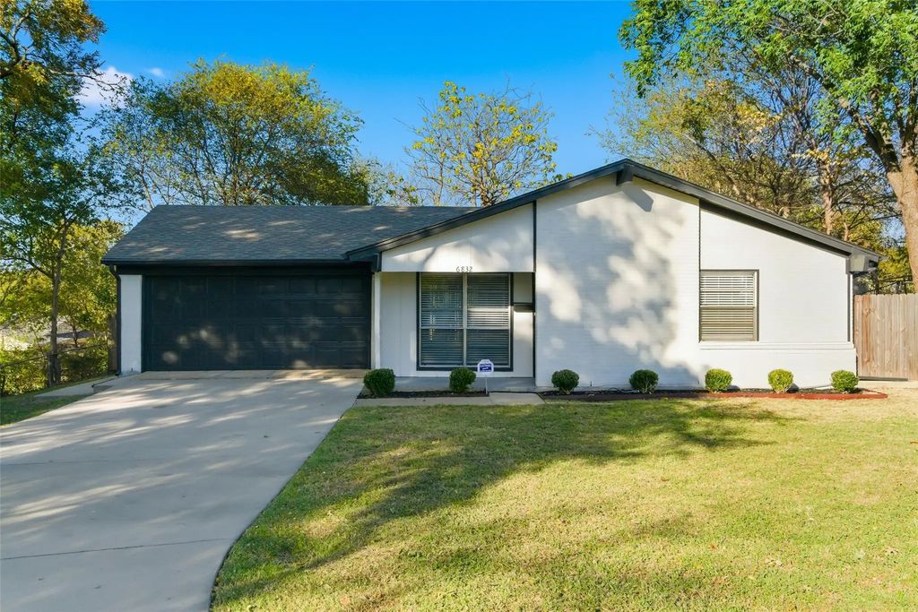 6832 Carioca Circle, Dallas