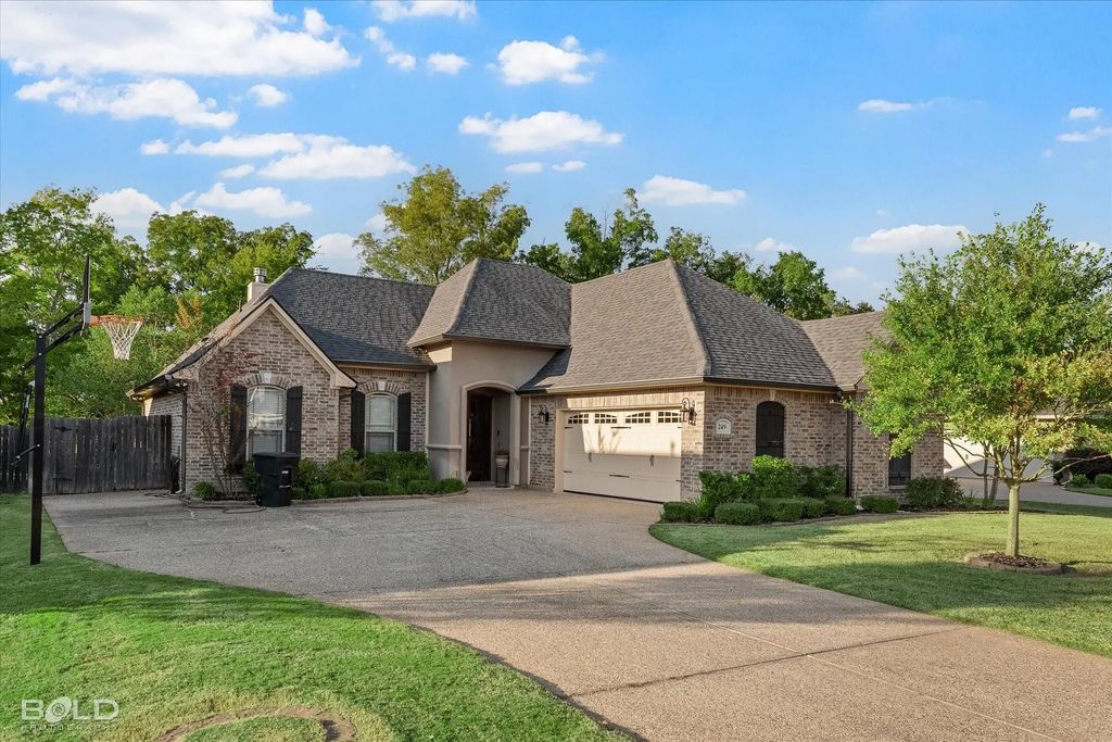 249 Arrowhead Drive, Bossier City