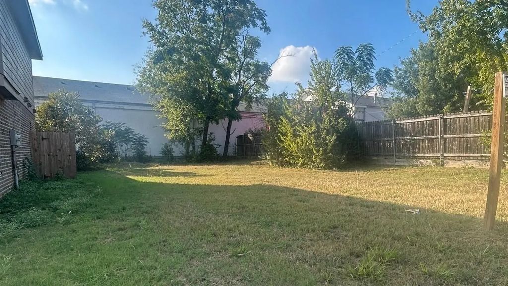 4811 Silver Avenue, Dallas