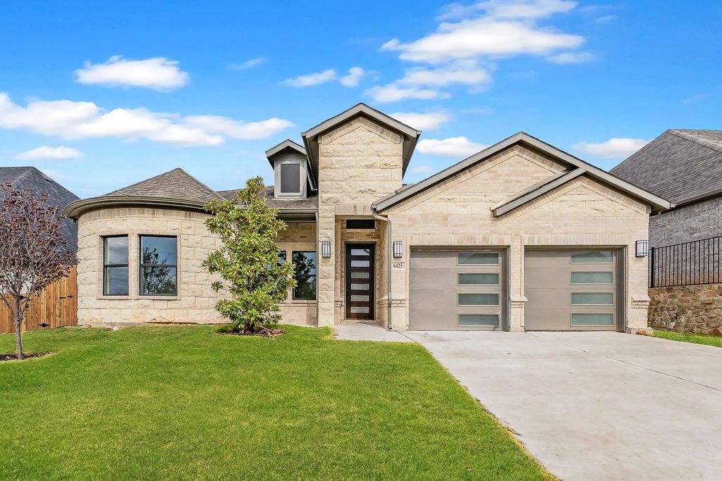 6425 St George Court, North Richland Hills