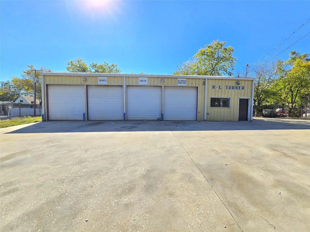 1001 S Beckley Avenue, Dallas