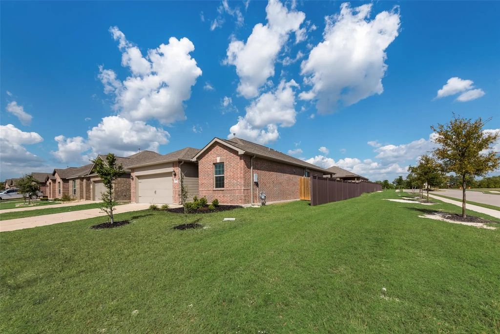 2004 Penaflor Drive, Anna