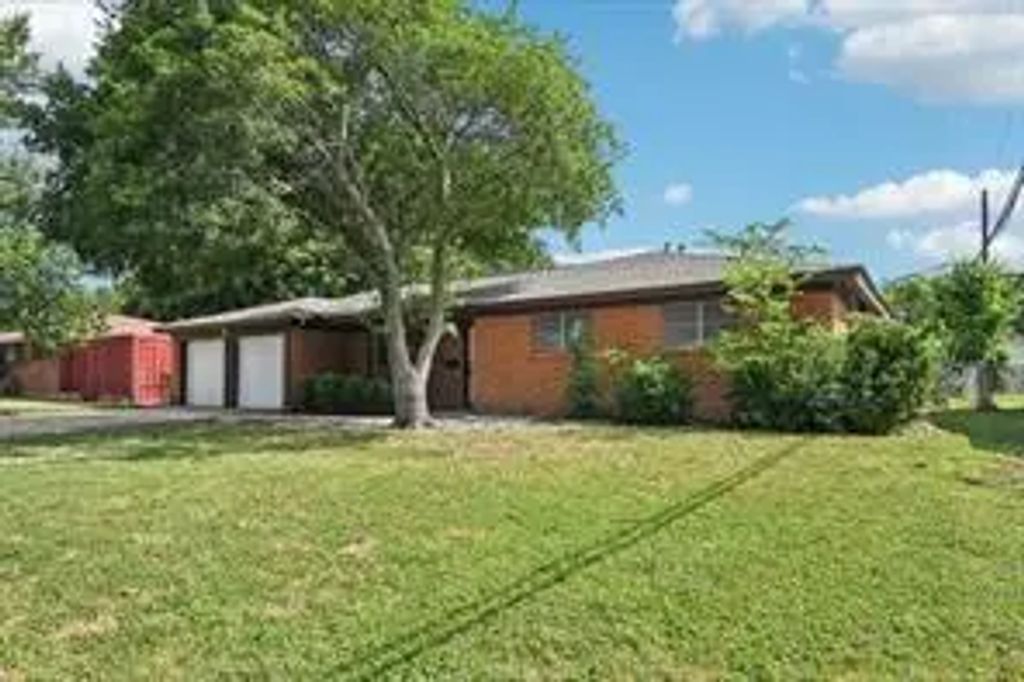 2504 Duringer Road, Fort Worth