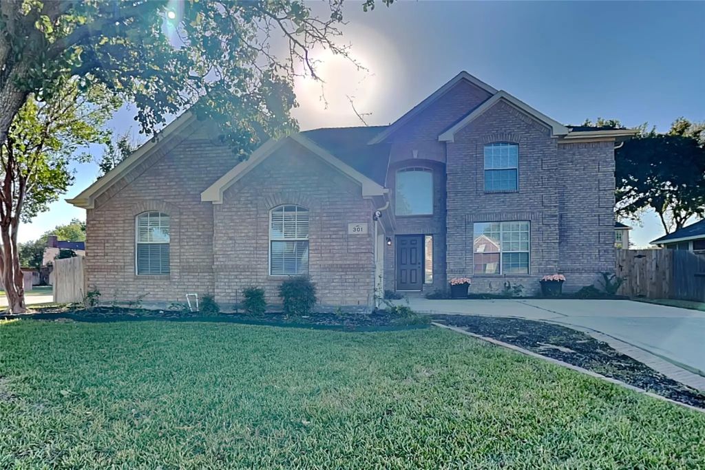 301 Village Trail, Trophy Club