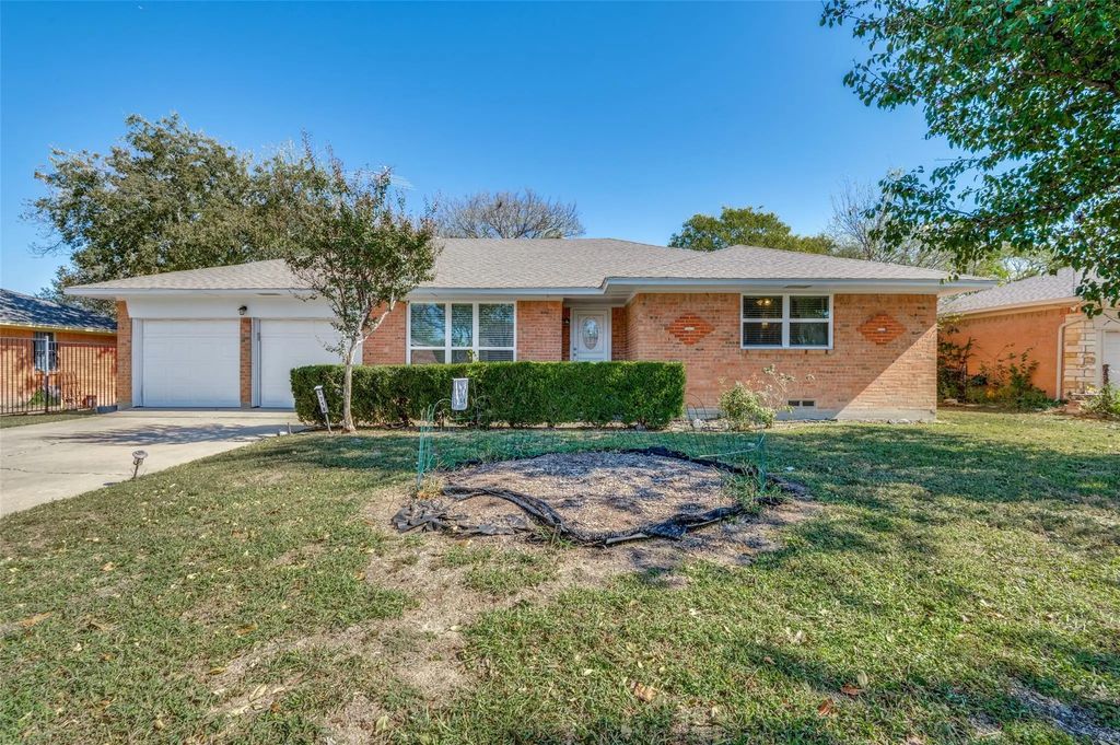 5718 Trailwood Drive, Dallas