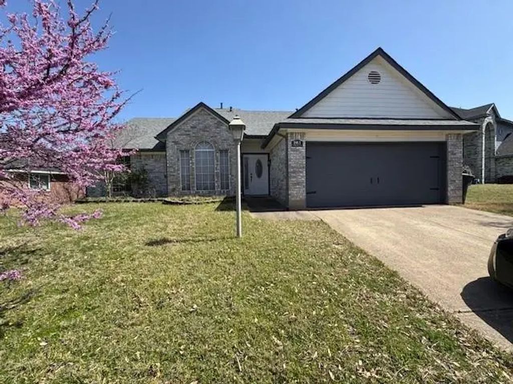 1913 Timberline Lane, Sherman