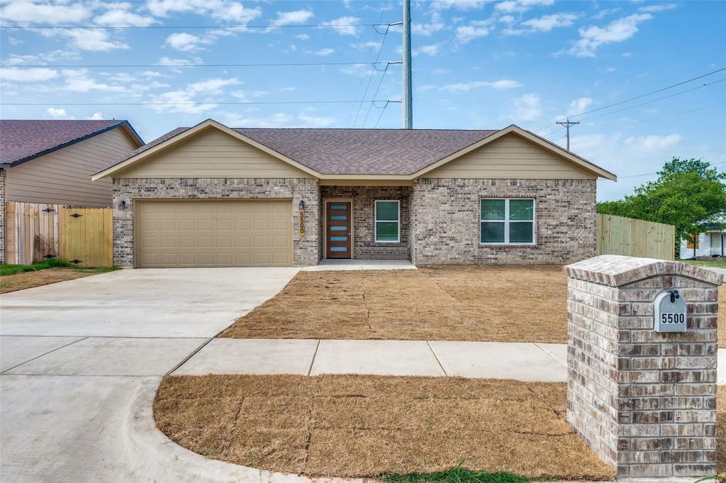 5500 Patton Drive, Fort Worth