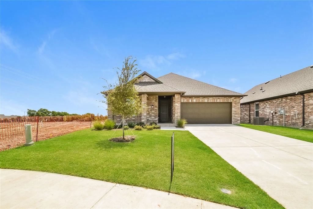2505 Finch Hollow Drive, McKinney