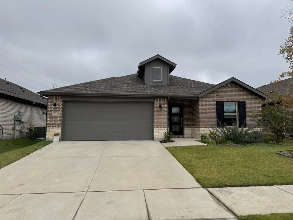 5116 Shady River Drive, Denton