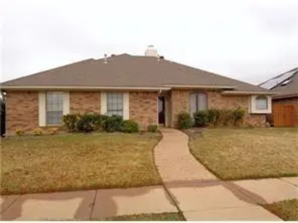 620 Stone Canyon Drive, Irving