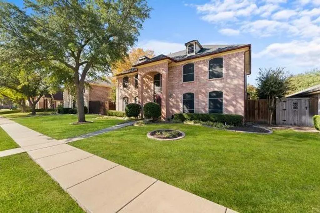 5509 Allen Lane, Rowlett