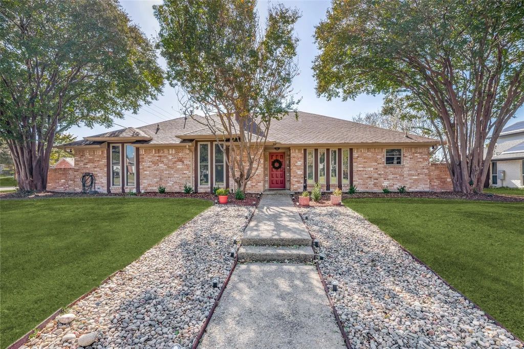 900 Keenan Circle, Plano