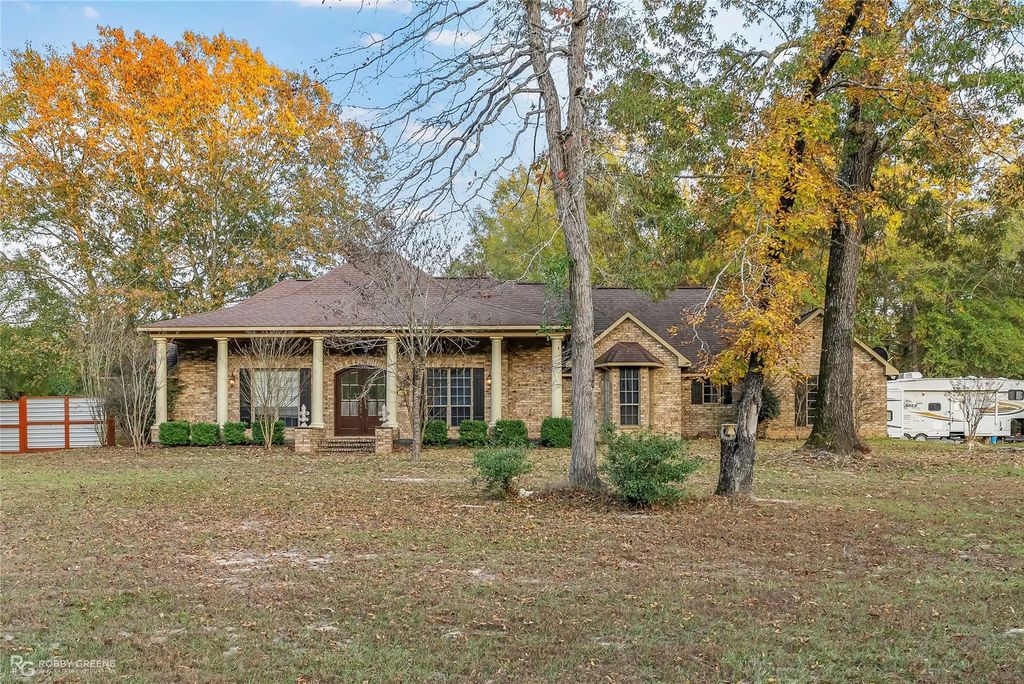 12168 Highway 157, Princeton