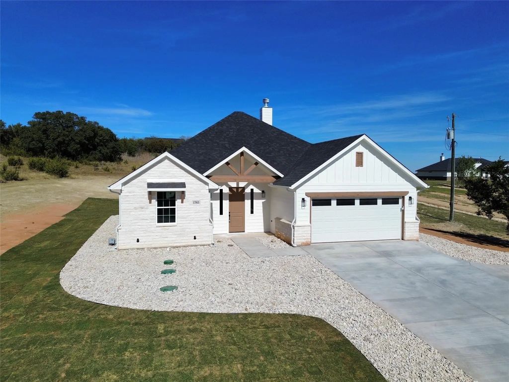 1765 Beacon Lake Drive, Bluff Dale