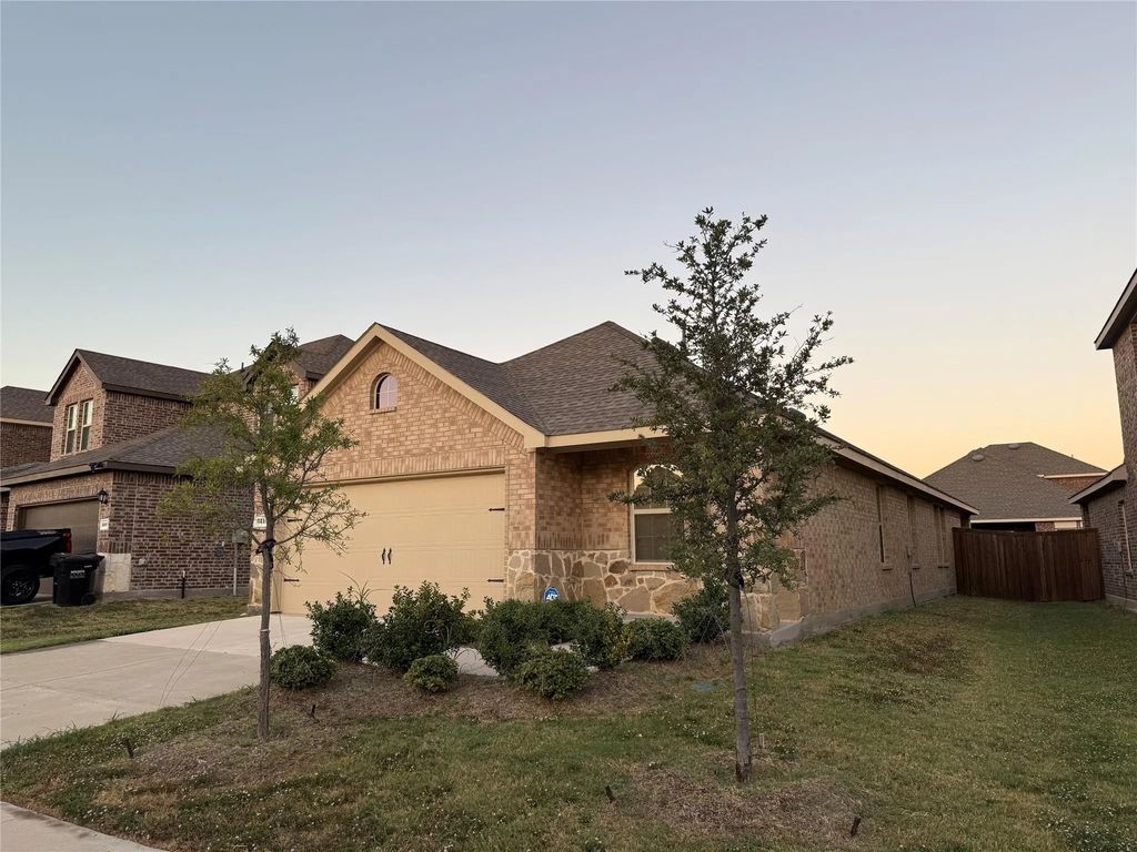 3213 Perman Drive, Mesquite