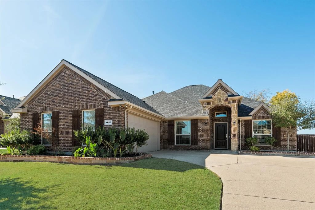 1619 Woodlawn Avenue, Royse City