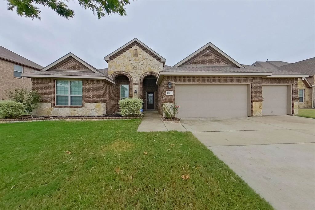 1044 Lufkin Lane, Forney