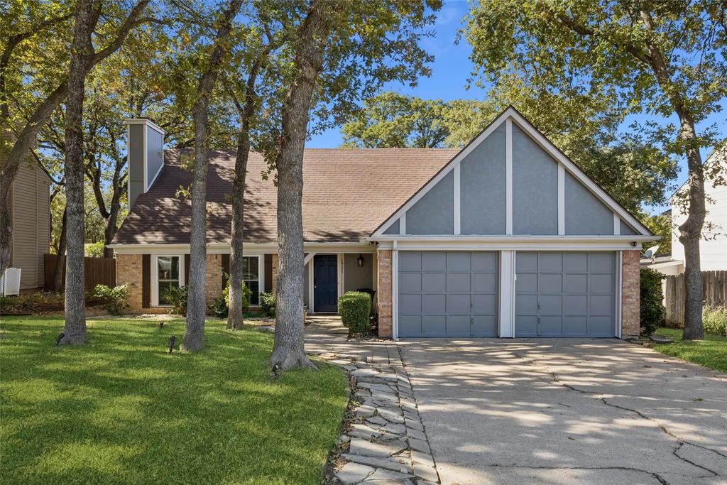 1711 Acorn Drive, Euless