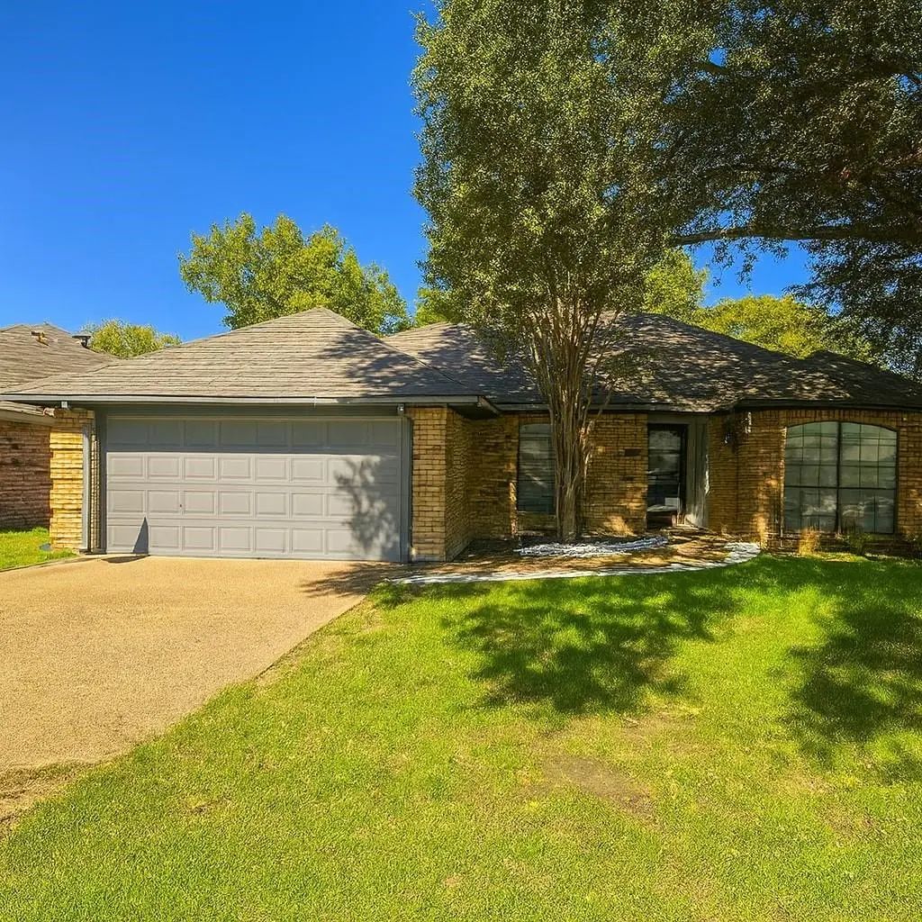1848 Kings Canyon Circle, Fort Worth