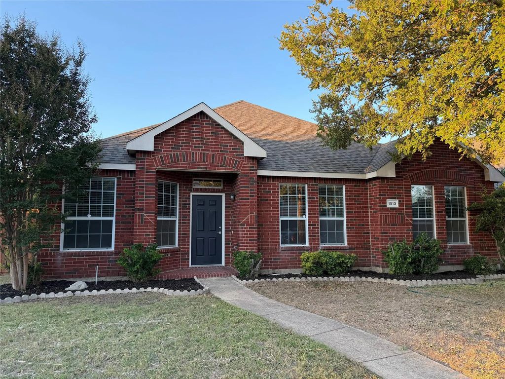 1513 Creek Springs Drive, Allen