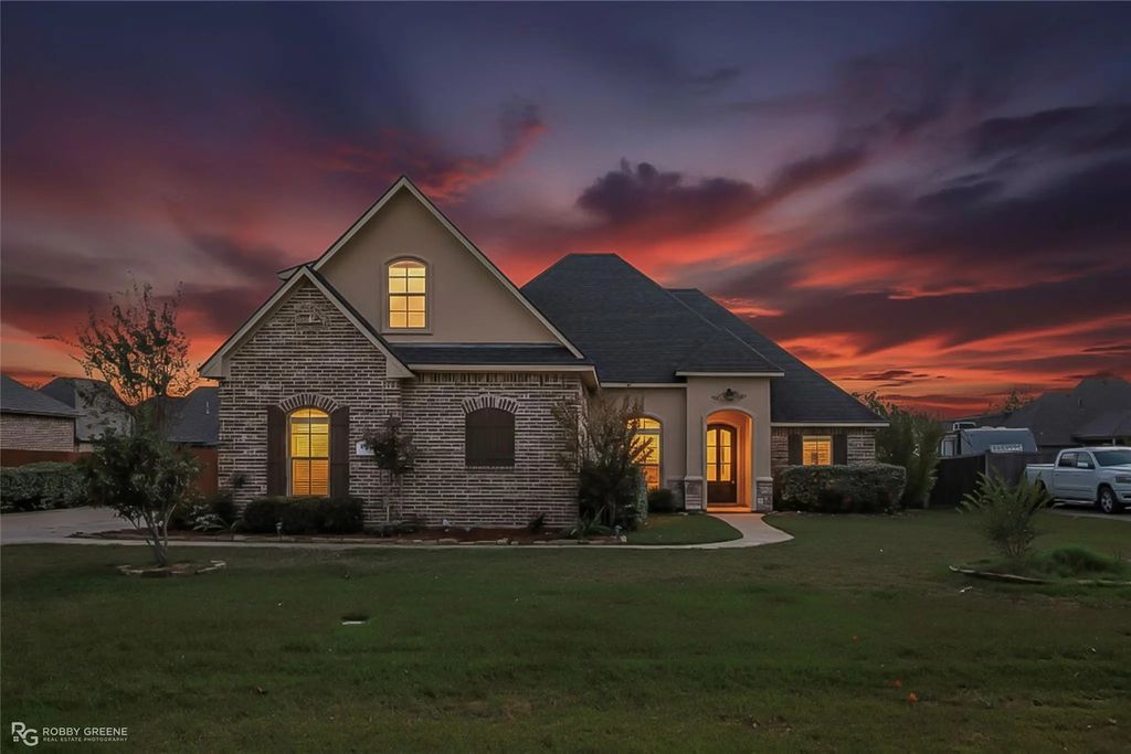 3030 Sagefield Lane, Haughton
