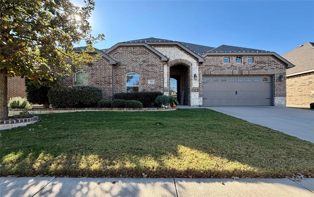 350 S Hill Drive, Waxahachie