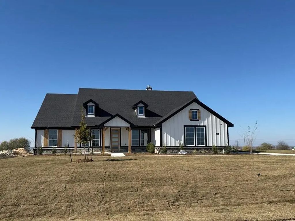 201 Brandywine Trail, New Fairview