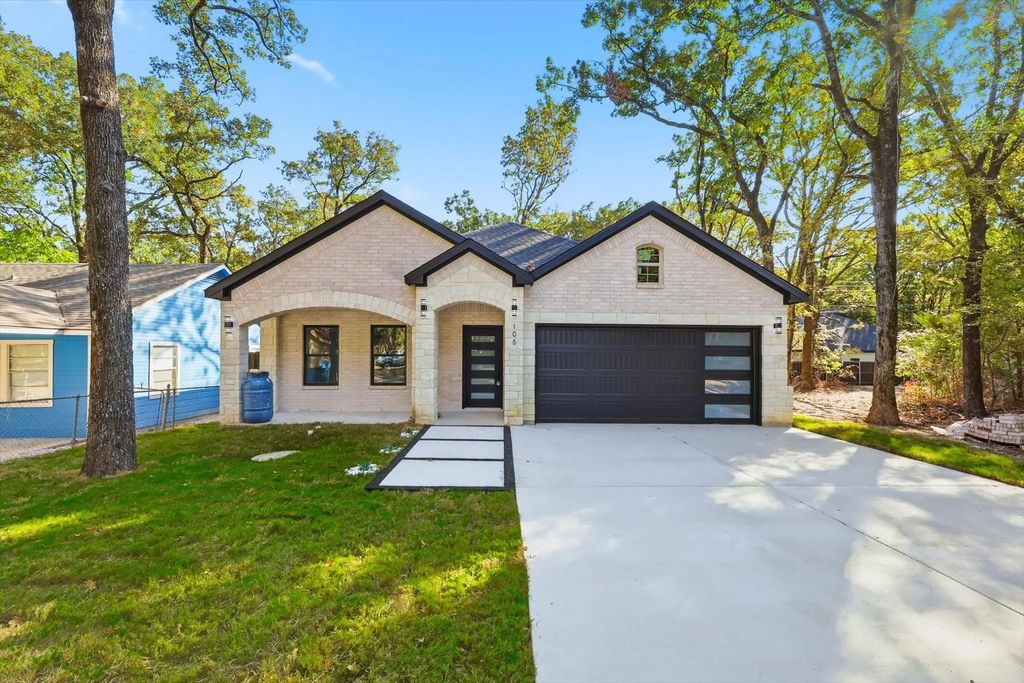 105 Forest Oaks Drive, Gun Barrel City