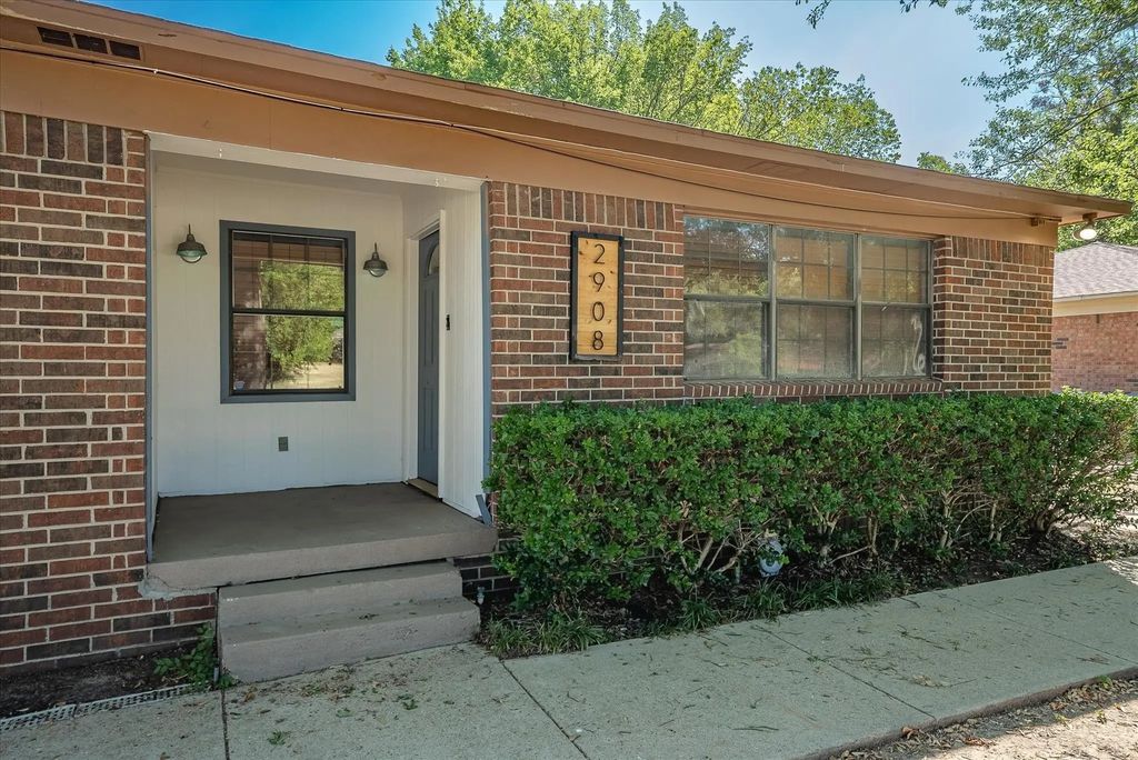 2908 Lynell Drive, Seagoville