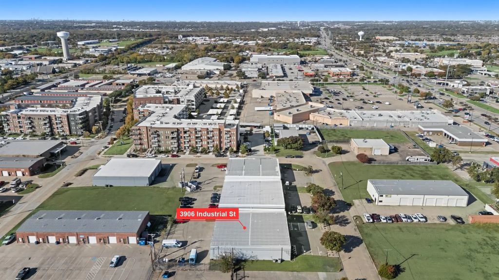 3906 Industrial Street, Rowlett
