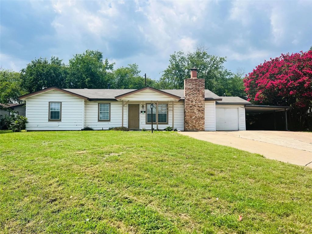 109 Ne Cindy Lane, Burleson