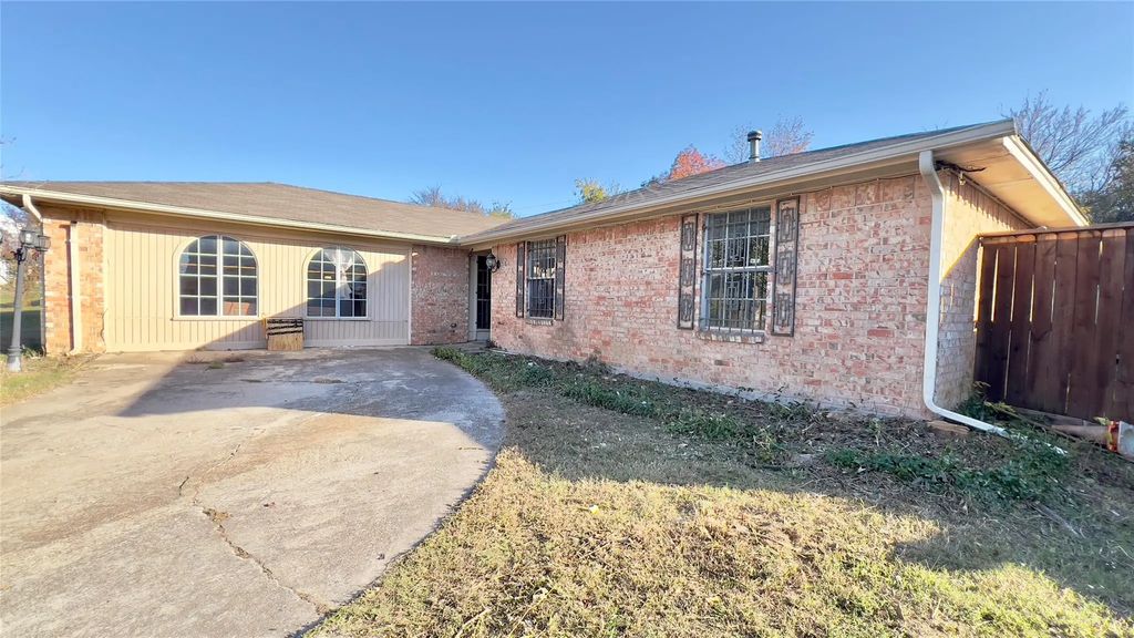 636 Scottsboro Lane, Dallas