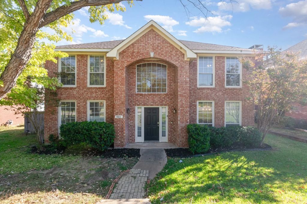 964 Camden Drive, Lewisville