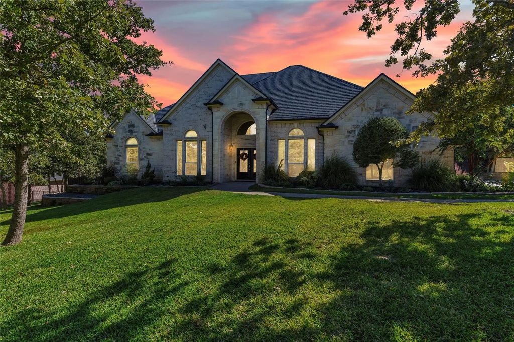 3404 Oak Leaf Drive, Burleson