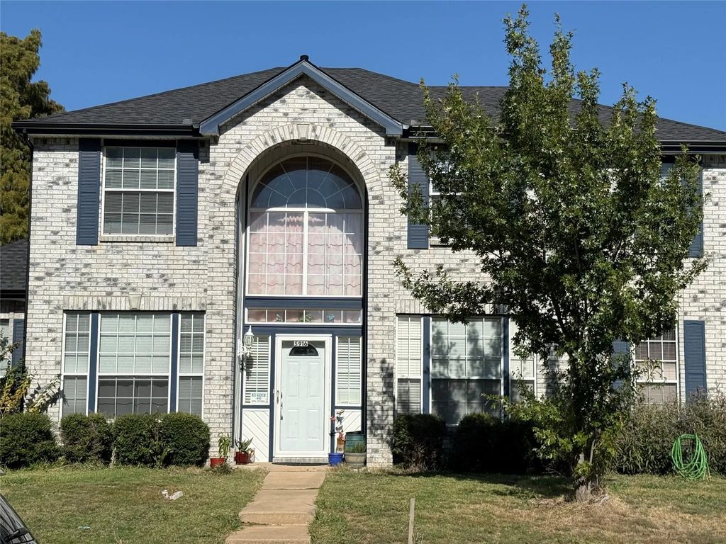 5916 Madison Drive, The Colony